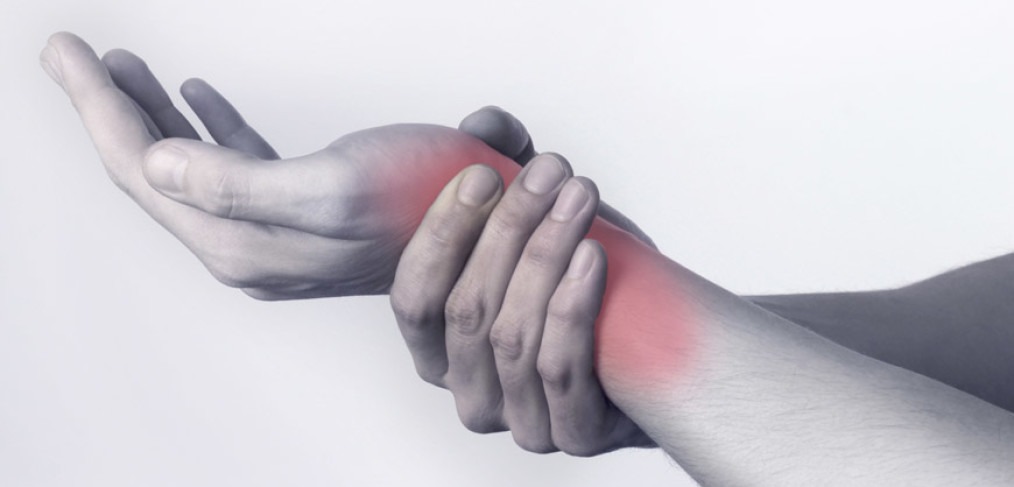 wrist-hand-pain-godalming-surrey-1014x487